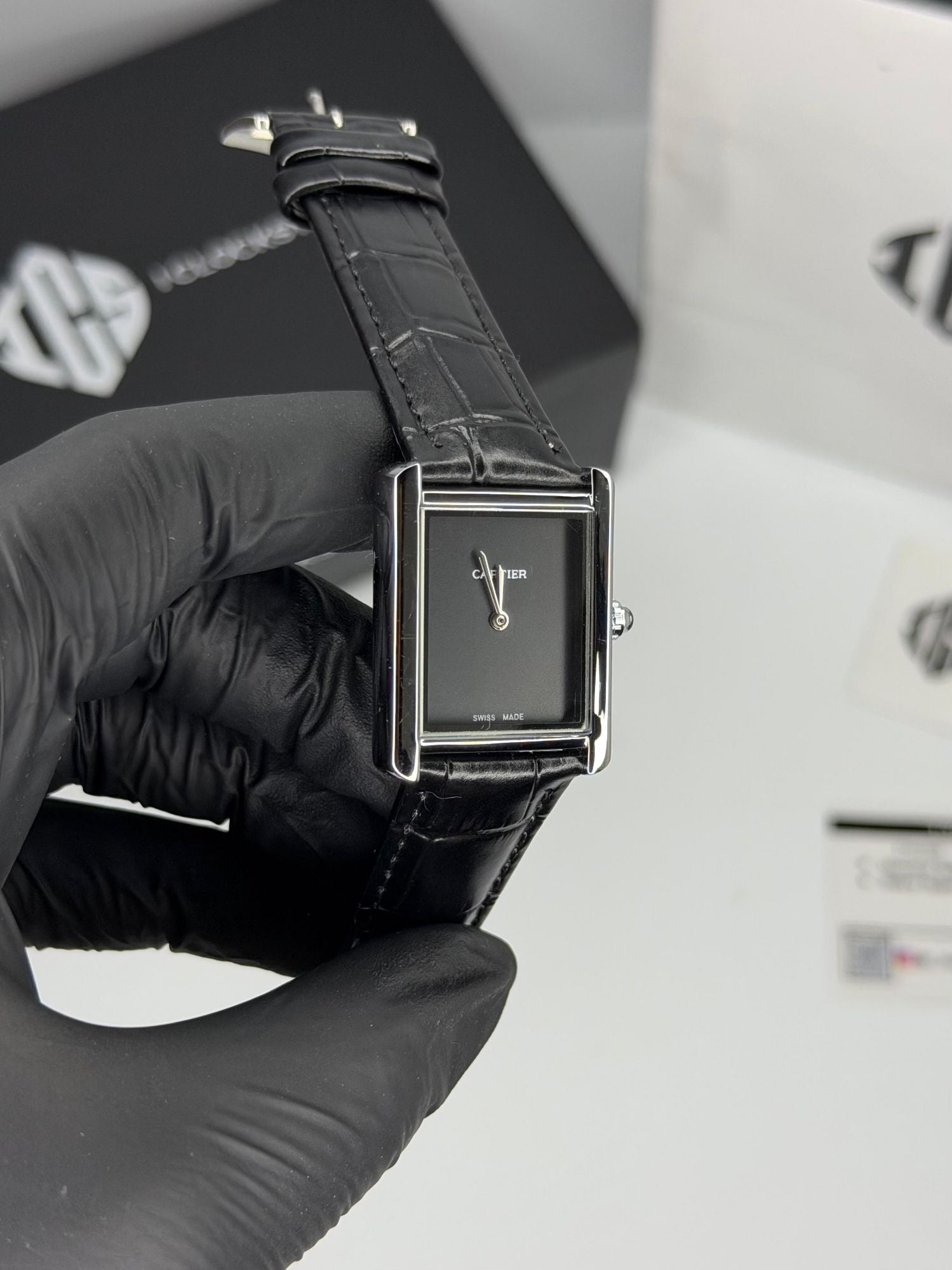 ROYAL EDGE | Premium Tank Watch Classic Square Dial Luxury Slim Body Stainless Steel Strap with Gift Box